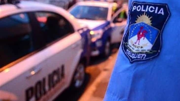 Lo pararon en un control y tenía pedido de captura por robo