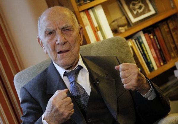 Murió Stéphane Hessel, escritor que inspiró el movimiento de los indignados en España