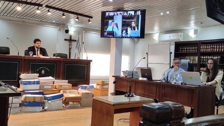 El juicio por crímenes de lesa humanidad en Comodoro Rivadavia. El juicio por crímenes de lesa humanidad en Comodoro Rivadavia.