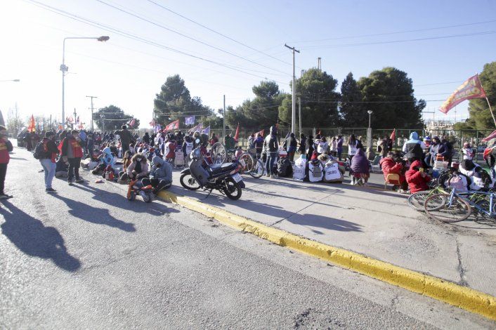 Tras más de cuatro horas, levantaron los cortes en los puentes