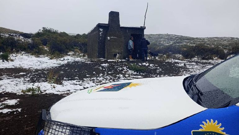 El refugio donde halaron a otro vecino perdido, criancero del interior de Neuquén. El refugio donde halaron a otro vecino perdido, criancero del interior de Neuquén.