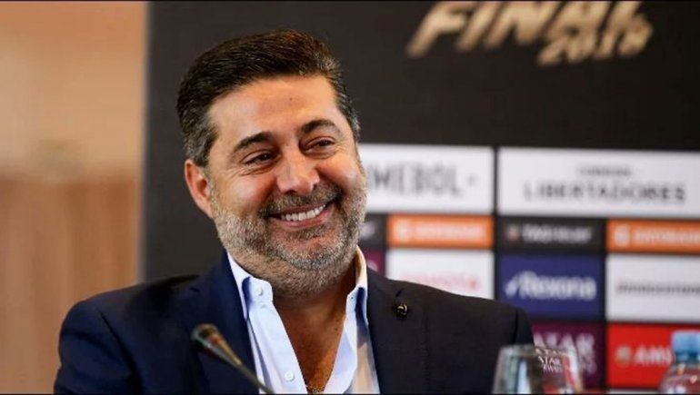 Angelici y Maradona destrozaron a Riquelme por las elecciones en Boca