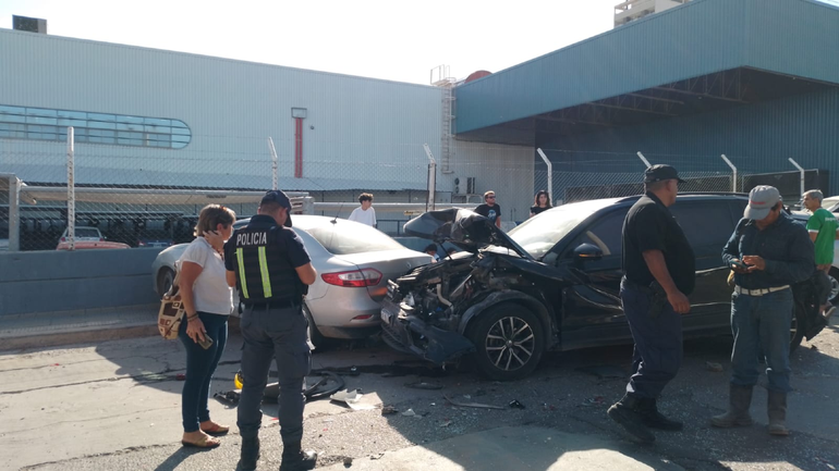 Un camión sin frenos y otro choque múltiple en Neuquén