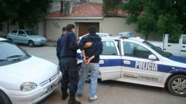 Hasta los testigos del robo dijeron que él tuvo una actitud muy pasiva.