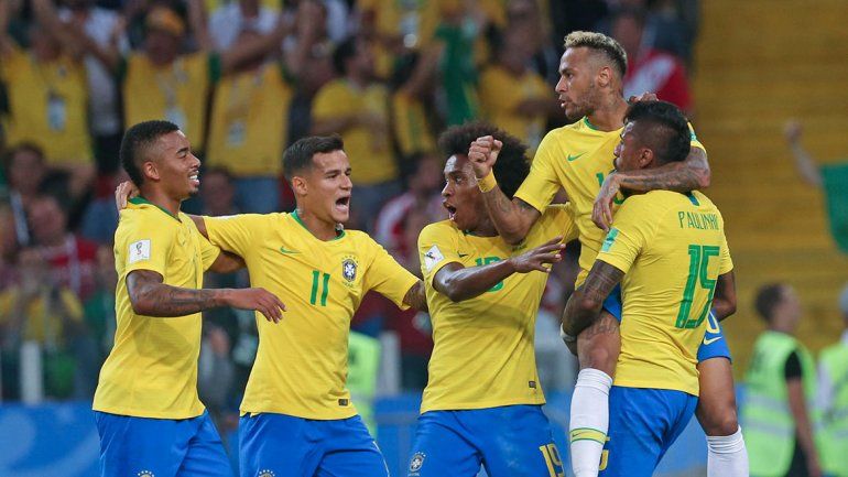Brasil ganó y se medirá con México en octavos