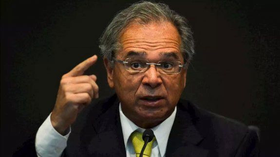 Ministro de economía de Brasil amenaza con irse por el ajuste
