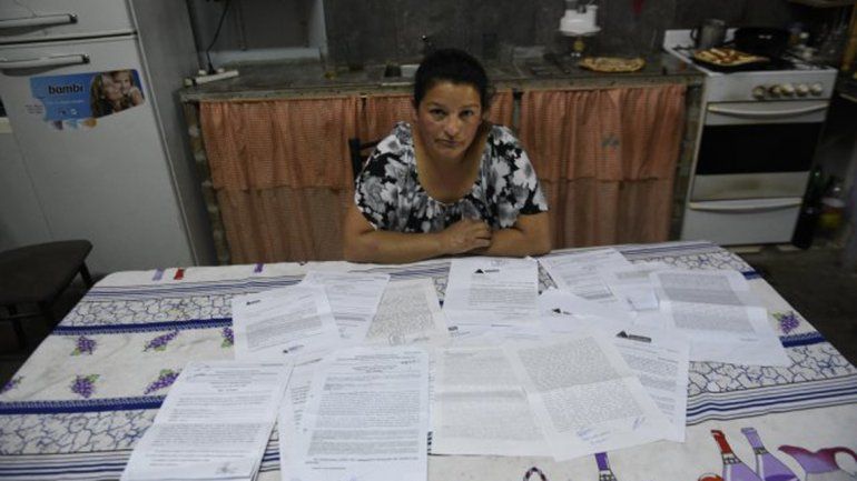 Marisa vive con su marido y tiene seis hijos y tres nietos. No la están pasando bien.