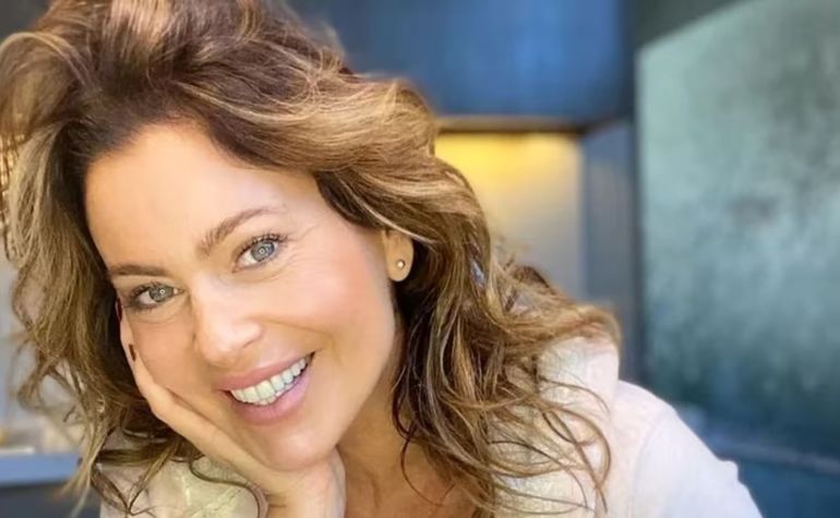 Karina Mazzocco utilizó sus redes sociales para aclarar si padece coronavirus.