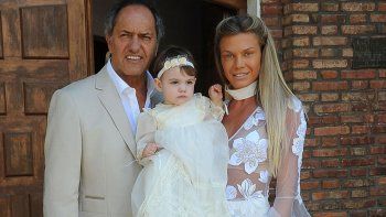 Cómo está hoy la hija de Daniel Scioli y Gisela Berger: las fotos de Francesca, con 8 años Cómo está hoy la hija de Daniel Scioli y Gisela Berger: las fotos de Francesca, con 8 años