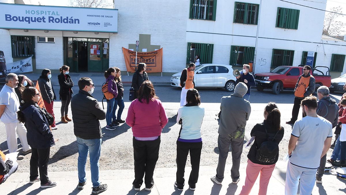 Hay 200 cargos vacantes en el sistema de salud