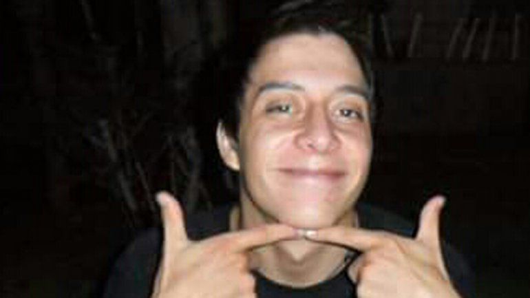 Cristian Peña estaba llegando a su casa cuando el delincuente lo asaltó.