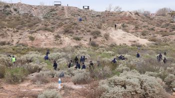 busqueda de luciana: operativo de rastrillaje en el canadon de las cabras busqueda de luciana: operativo de rastrillaje en el canadon de las cabras