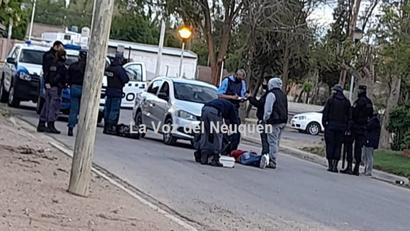 Alarma en Cutral Co por dos jóvenes a los tiros en la calle