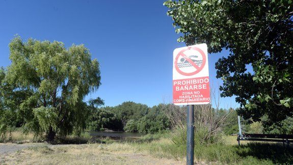 La misión imposible de abrir un balneario sobre el río Neuquén