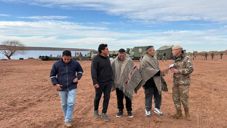 El Ejército irrumpió en Mari Menuco para maniobras militares ...