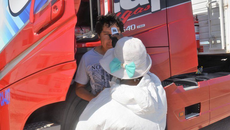 Gendarmería controla el aislamiento en Rincón de los Sauces