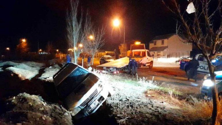 El alcohol hizo estragos en San Martín: tres vuelcos en una noche