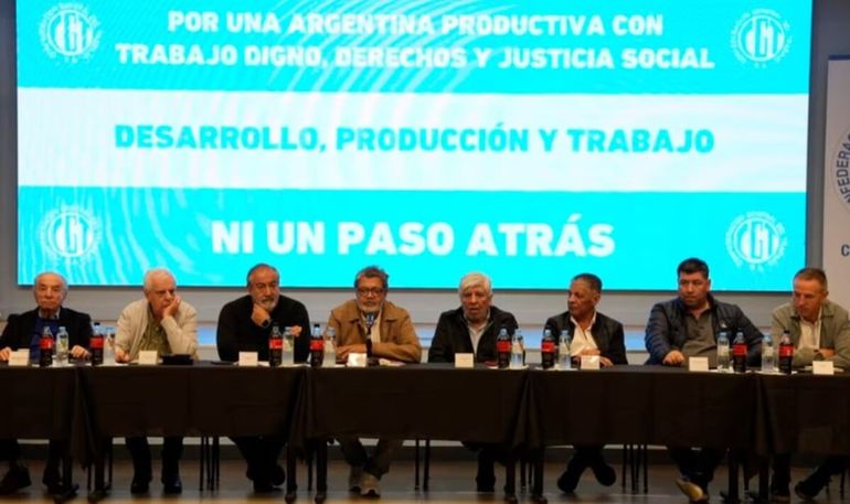 También se definirán los nombres a cargo de las 36 Secretarías pero el titular de UPCN