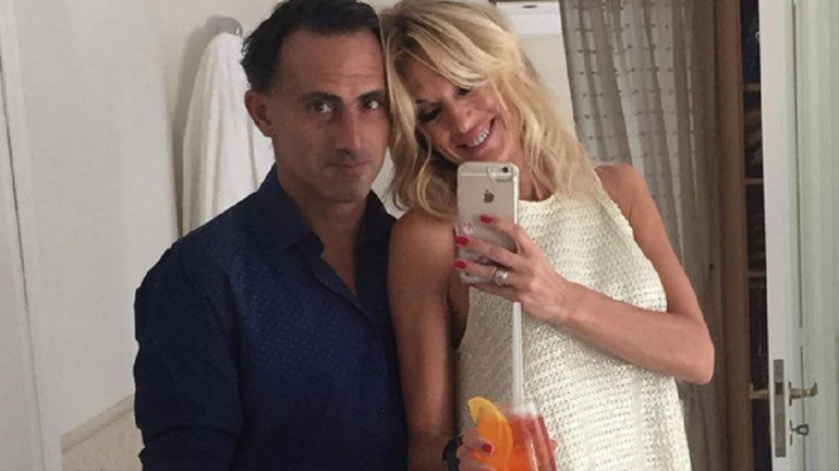 Diego Latorre le dedicó una canción a Yanina por sus 50 años