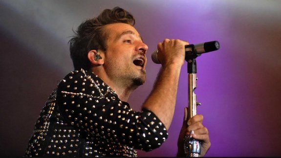 El cantante estuvo presente cuando la jueza le leyó la sentencia.