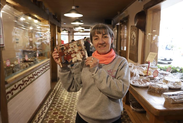 Ivonne Llarín, mentora y alma mater de Mamuki, repostería que desde el 1989 abrió sus puertas y no descansó nunca. 
