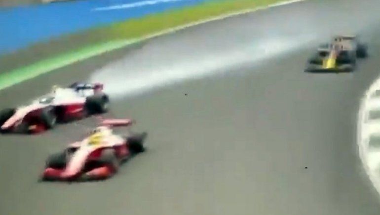 El blooper y accidente que dejó a Schumi Jr. y su compañero sin el 1-2