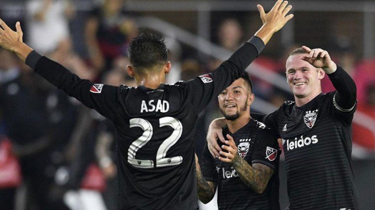 El quite de Rooney y el gol de un ex Boca para el DC United del que habla el mundo