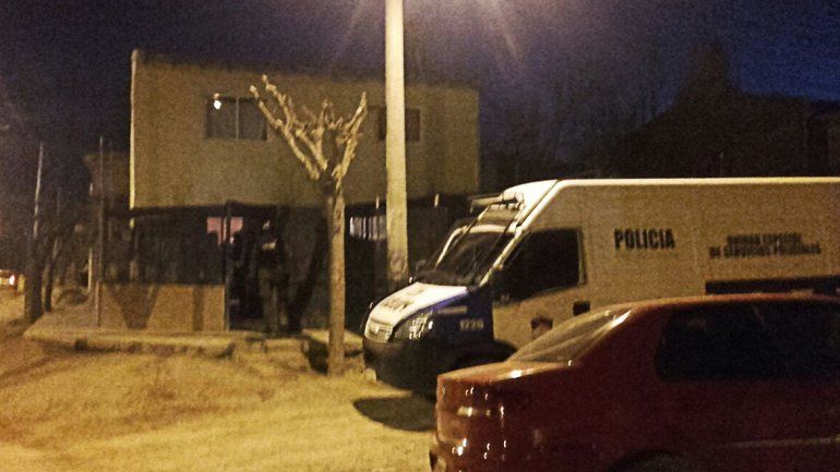 Tres detenidos en un allanamiento en el barrio Confluencia