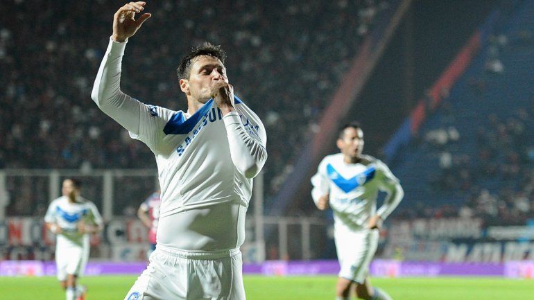 Mauro Zárate habló por primera vez tras su polémica decisión de dejar Vélez para seguir su carrera en Boca.&nbsp;