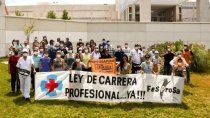 medicos paran 48 horas en reclamo de la ley de carrera profesional