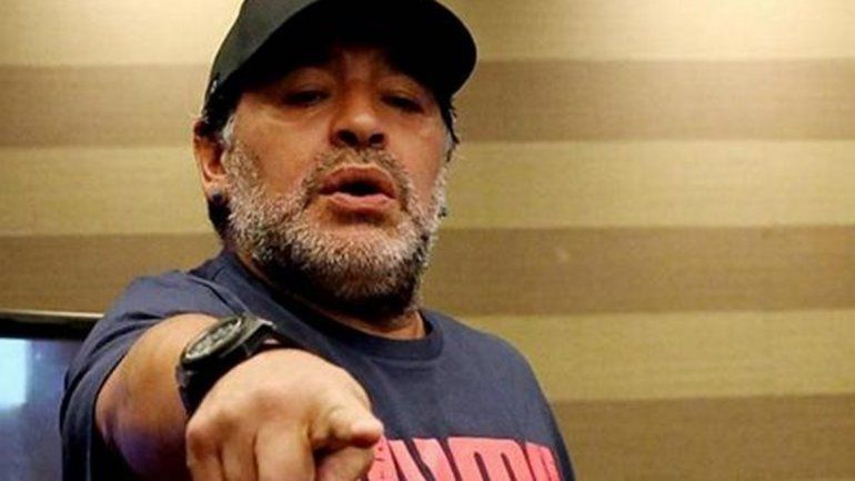 Maradona le fue a la yugular a Tinelli por su traición a Sebastián Ortega y declaró: Lo único que no voy a hacer es mirar a la mujer de un amigo.&nbsp;