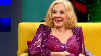 libertad leblanc, en estado critico: tiene neumonia bilateral libertad leblanc, en estado critico: tiene neumonia bilateral