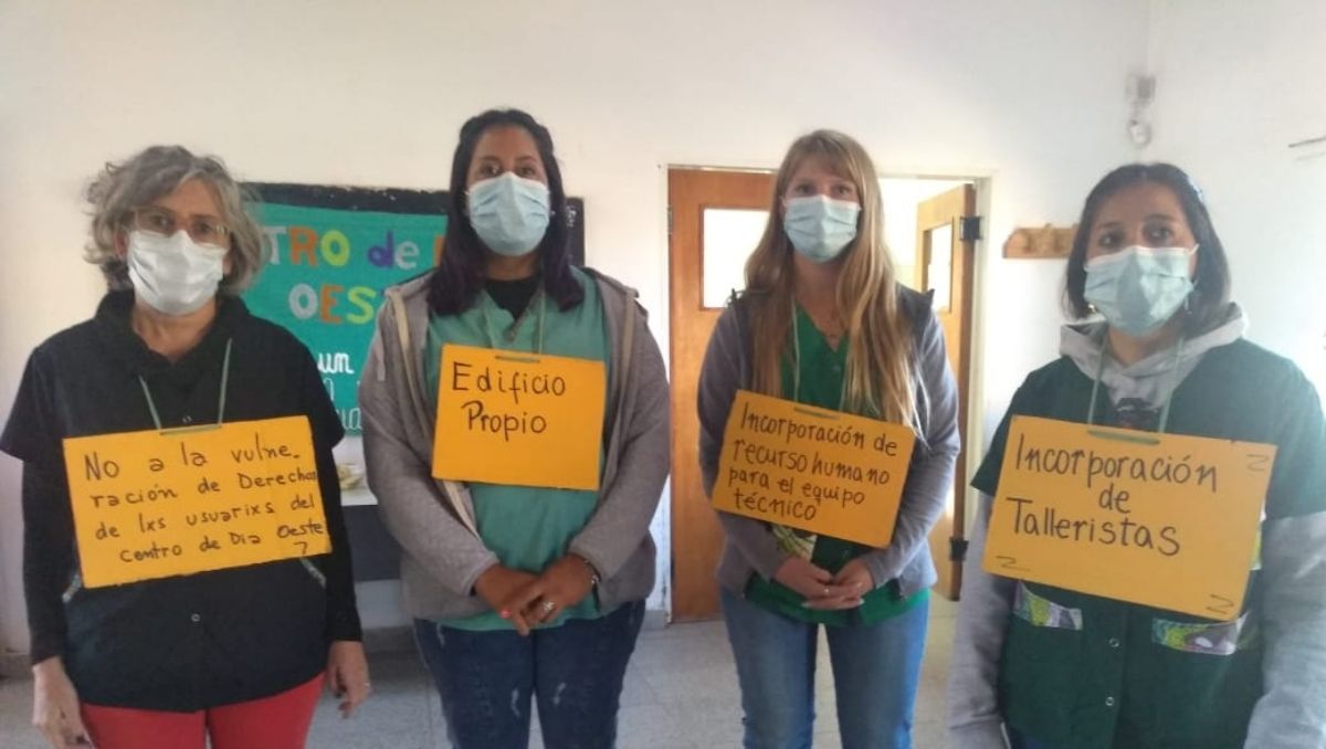 Trabajadoras del Centro de Día del Oeste piden un edificio y más personal