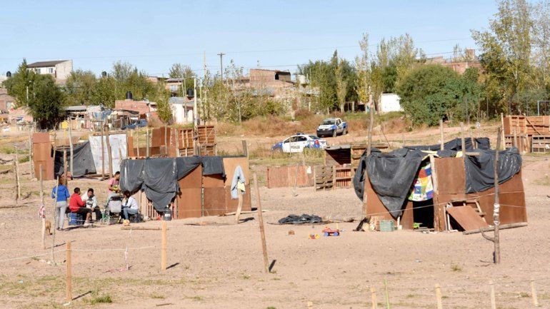 El joven electrocutado en la toma presentó una leve mejoría