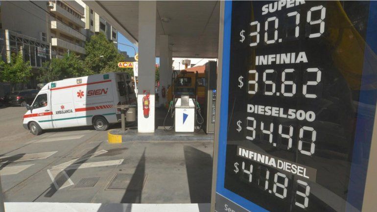 YPF baja las naftas pero sube el gasoil