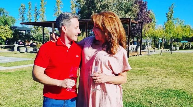 La llegada de Lizy Tagliani sin Sebastián Nebot a la gala de Los Personajes del Año incrementó los rumores de separación. La llegada de Lizy Tagliani sin Sebastián Nebot a la gala de Los Personajes del Año incrementó los rumores de separación.