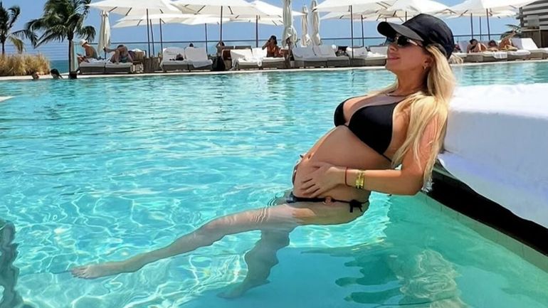 Alejandra Maglietti Alejandra Maglietti