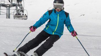 ¡A esquiar! El clima adelantó las condiciones para el deporte. ¡A esquiar! El clima adelantó las condiciones para el deporte.