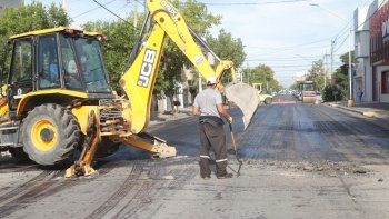 Las obras de repavimentación avanzan en varios barrios de Neuquén Las obras de repavimentación avanzan en varios barrios de Neuquén