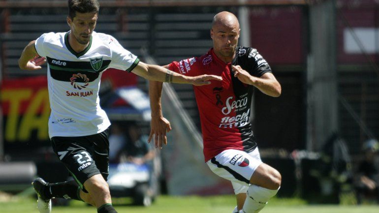 Colón y San Martín empataron en un vibrante partido hasta el final