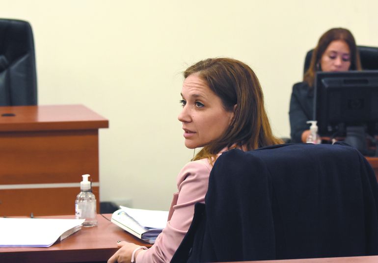 La fiscal Eugenia Titanti indicó que trabajan sobre varias líneas de investigación en el crimen de Juan Guillermo. La fiscal Eugenia Titanti indicó que trabajan sobre varias líneas de investigación en el crimen de Juan Guillermo.