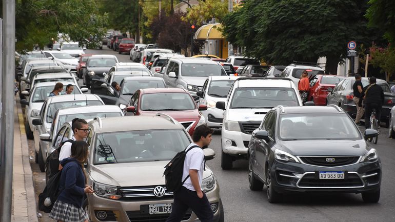 ¿Empiezan los vientos? Así estará el tiempo en Neuquén