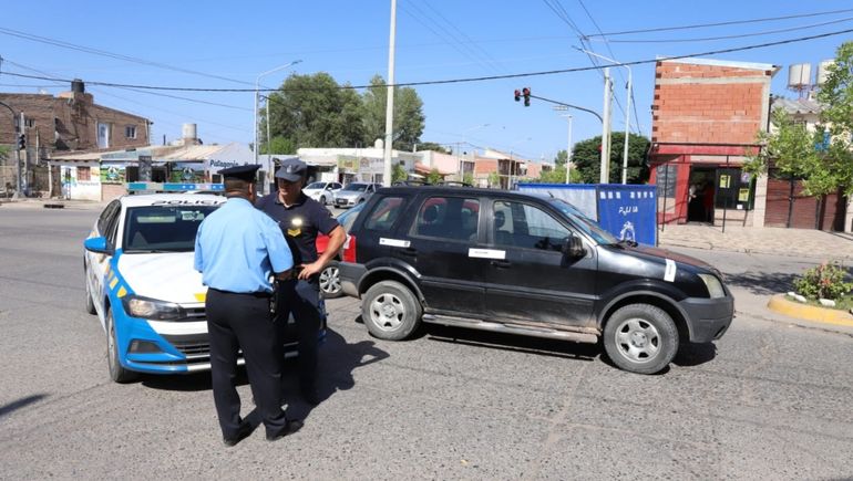 ¿Quién era el hombre que chocó y murió de un paro en el oeste neuquino?