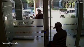 indignante: asi robaron en un edificio del barrio parque indignante: asi robaron en un edificio del barrio parque