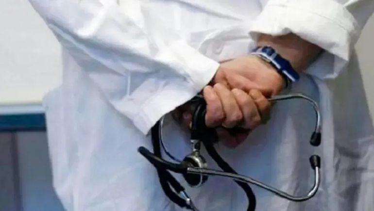 La fiscal de Chubut pidió para el médico abusador, ex director del hospital local, dos años y medio de prisión en suspenso e inhabilitación perpetua para ejercer la profesión.