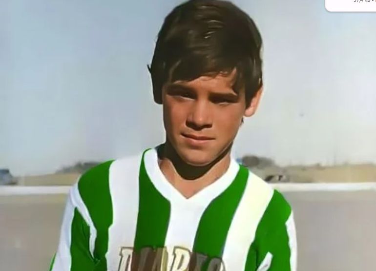 Un pibe que la rompía en Chubut: Andrés Yllana en Germinal de Rawson. Un pibe que la rompía en Chubut: Andrés Yllana en Germinal de Rawson.