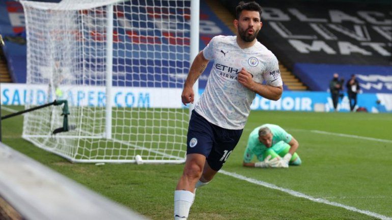 Mirá el golazo de Agüero que deja al City a un paso del título y el elogio de Pep
