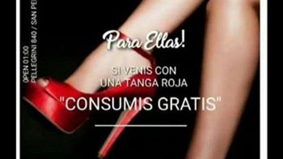 Escandalosa promo: Si venís con tanga roja
