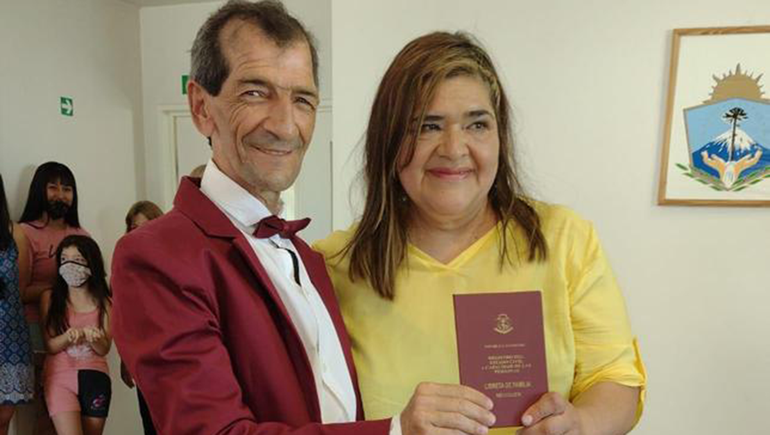 La pandemia y la radio, los testigos de un amor que llegó al altar