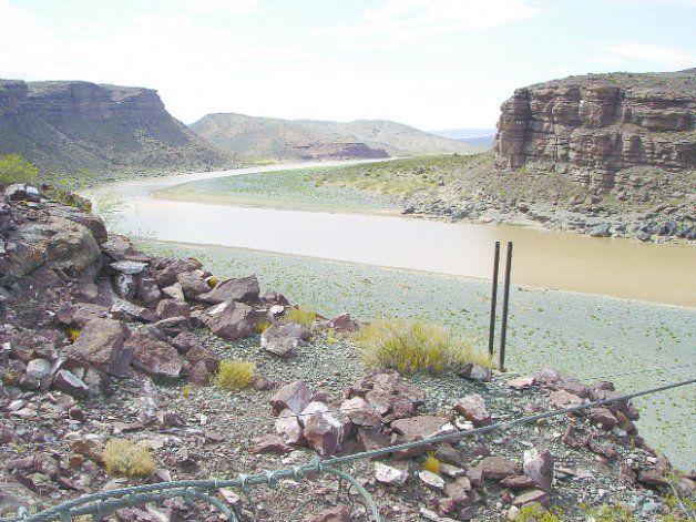 Hace años que Chihuido está en boca de todos sin que se concrete la obra. Hace años que Chihuido está en boca de todos sin que se concrete la obra.
